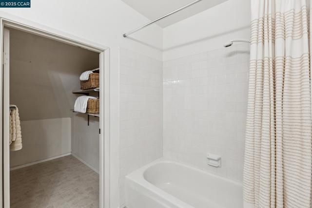 800 El Capitan Drive, Danville, California 94526, 4 Bedrooms Bedrooms, ,2 BathroomsBathrooms,Single Family Residence,For Sale,El Capitan Drive,41112507