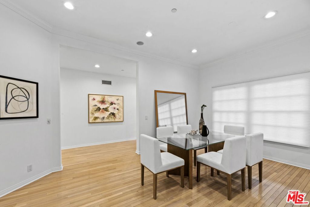 3236 Longridge TerraceSherman Oaks img 17