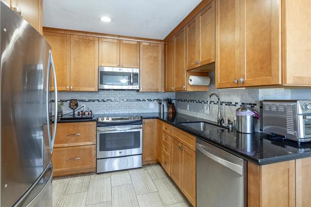 14875 Western Avenue, San Leandro CA: https://media.crmls.org/mediaz/cb285d6a-284c-43b5-9c35-607e9ddffea2.jpg