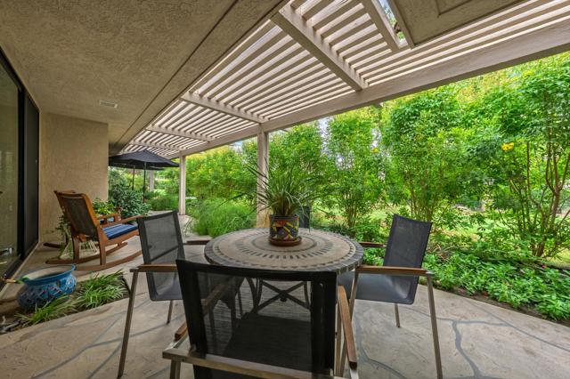 83 Princeton Drive, Rancho Mirage CA: https://media.crmls.org/mediaz/cb285f2f-282f-46ad-8554-424c32453af1.jpg