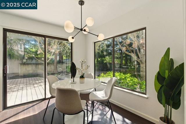 3094 Deer Meadow, Danville CA: https://media.crmls.org/mediaz/cb290375-9a85-4c91-97cd-e5b1c9c9caf6.jpg