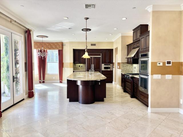 Detail Gallery Image 28 of 73 For 1702 Aleutian Way, Oxnard,  CA 93035 - 4 Beds | 4/1 Baths