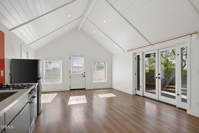 Detail Gallery Image 18 of 78 For 809 E Front St, Ventura,  CA 93001 - – Beds | – Baths