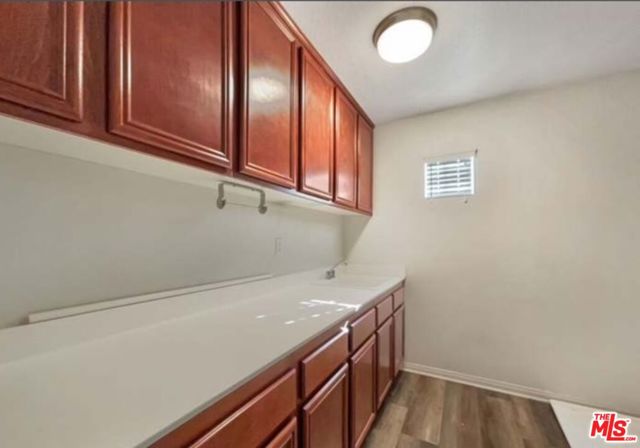 8823 Mora Court, Lancaster CA: https://media.crmls.org/mediaz/cb2b0a3e-3191-42da-8489-13bc450e0794.jpg