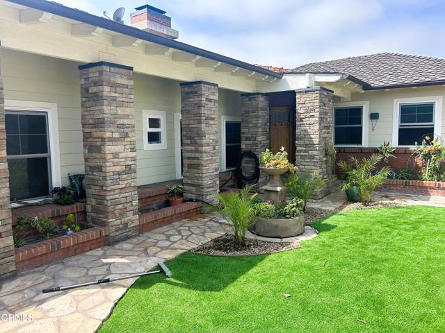 Detail Gallery Image 3 of 25 For 2346 Sunset Dr, Ventura,  CA 93001 - 3 Beds | 2 Baths