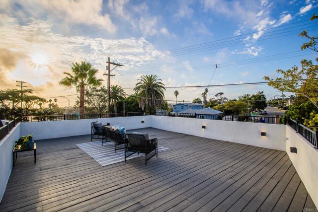 Detail Gallery Image 25 of 60 For 1513 California St, Oceanside,  CA 92054 - 5 Beds | 4 Baths