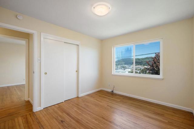 139 Santa Paula Drive, Daly City CA: https://media.crmls.org/mediaz/cb2bee1c-e8b1-43dc-b59a-f7203a2fd583.jpg