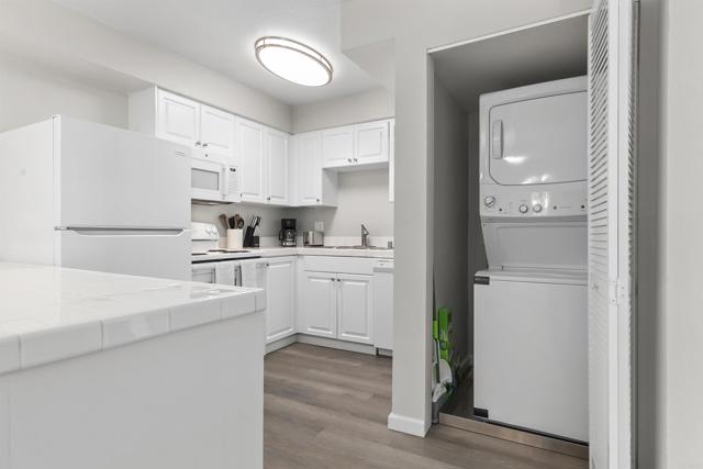 Detail Gallery Image 21 of 56 For 6955 Alvarado Rd #77,  San Diego,  CA 92120 - 2 Beds | 2 Baths