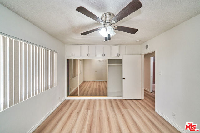 12129 Beverly Boulevard, Whittier CA: https://media.crmls.org/mediaz/cb2e7a07-118a-4d31-a6bf-56e24287b73d.jpg