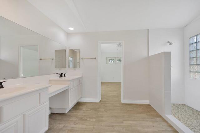 78900 Galaxy Drive, La Quinta CA: https://media.crmls.org/mediaz/cb2f6f13-7586-4475-af07-e0e7ef344a07.jpg