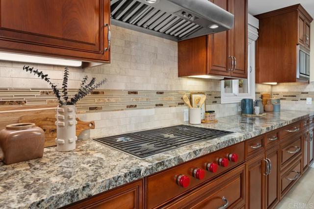 Detail Gallery Image 12 of 60 For 4664 Yerba Santa Drive, San Diego,  CA 92115 - 4 Beds | 3/1 Baths