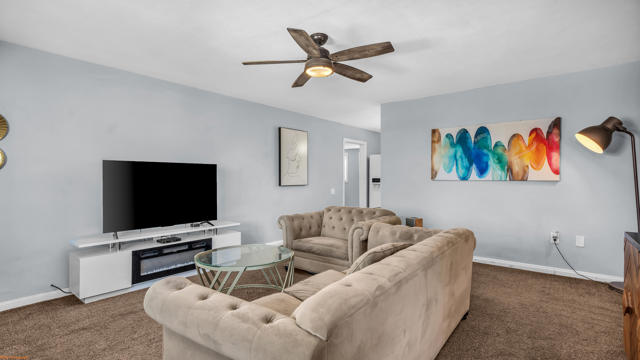 77575 California Drive, Palm Desert CA: https://media.crmls.org/mediaz/cb2ff4cb-91e0-4d34-962d-eec24f02f070.jpg