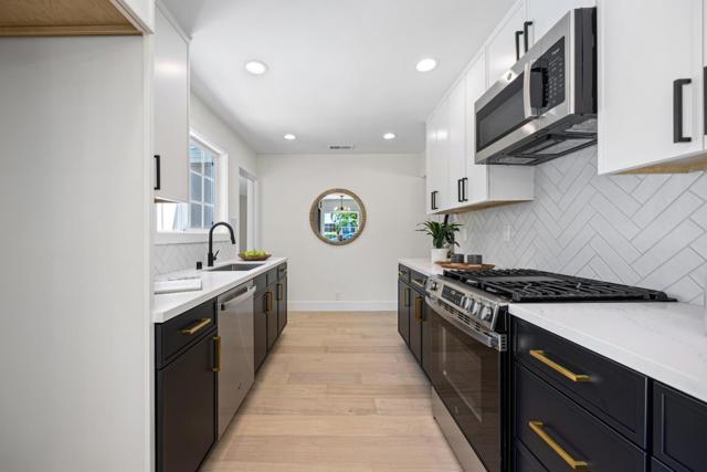 3541 Page Street, Redwood City CA: https://media.crmls.org/mediaz/cb30a303-4d9d-4fc6-b380-797187d21a75.jpg