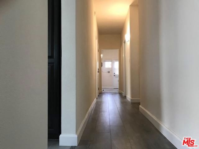1408 2nd Avenue, Los Angeles CA: https://media.crmls.org/mediaz/cb314602-5a0f-4055-b921-d836f950fb03.jpg