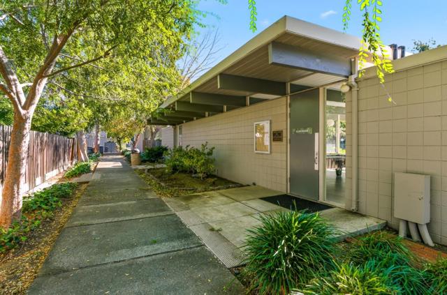 1101 Pomeroy Avenue, Santa Clara CA: https://media.crmls.org/mediaz/cb3221f1-ce82-43f5-b5dd-975e84b3eb97.jpg