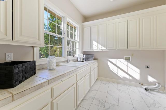 Image 21 of 40 For 1655 Orvieto Ct