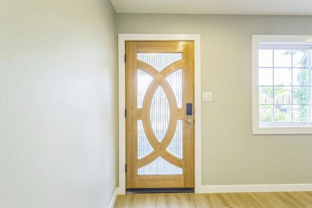 1563 Rebel Way, San Jose CA: https://media.crmls.org/mediaz/cb33abd9-4778-46ef-b4db-26ba3bda7d49.jpg