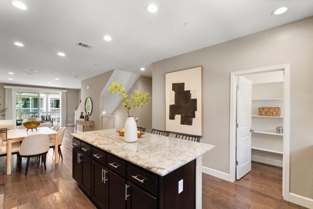129 Ivory Palm Terrace, Sunnyvale CA: https://media.crmls.org/mediaz/cb342a9d-1429-416e-b570-808fe9486b8d.jpg