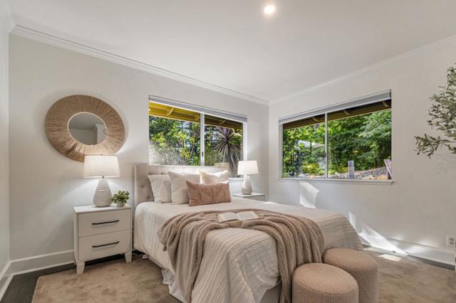 24705 Spanish Oaks Road, Los Gatos CA: https://media.crmls.org/mediaz/cb3454c4-84bd-4e2d-bf5a-412ec2aca8d5.jpg
