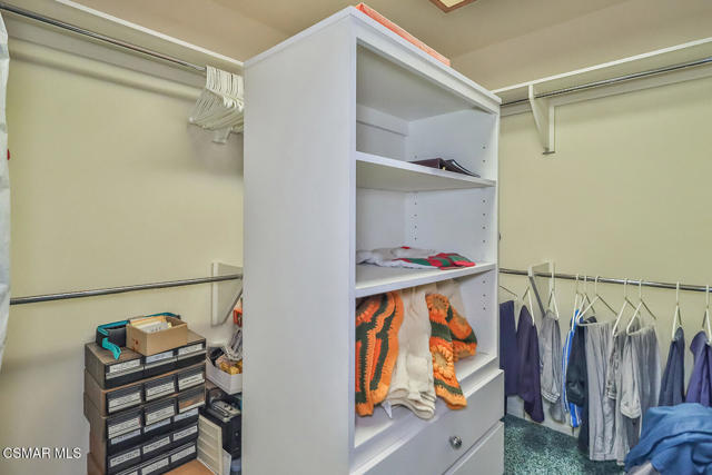 11820 Doral Avenue, Porter Ranch CA: https://media.crmls.org/mediaz/cb3455ed-dde2-468a-9d0a-64f771c59d43.jpg