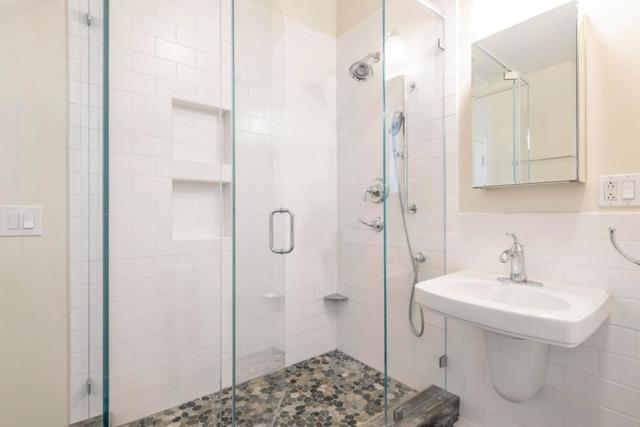 560 6th Avenue, Menlo Park CA: https://media.crmls.org/mediaz/cb34c296-4326-4286-b9a4-c6d72e7e80ed.jpg