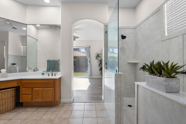 74629 Lavender Way, Palm Desert CA: https://media.crmls.org/mediaz/cb35155a-810a-49d4-9b96-0b73f7c620ee.jpg