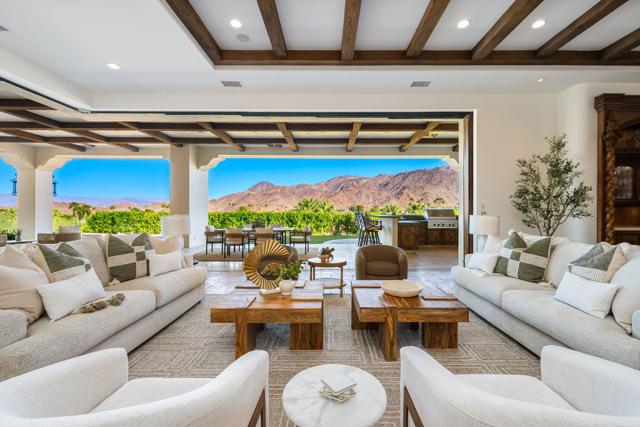49925 Canyon View Drive, Palm Desert CA: https://media.crmls.org/mediaz/cb374ed3-486b-4cc1-88da-6b0ddde347e1.jpg