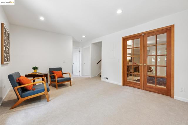 1310 Grizzly Peak Blvd, Berkeley CA: https://media.crmls.org/mediaz/cb3812e8-6fbf-40c6-8f36-261fe5ee96cb.jpg