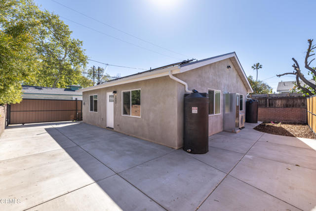 Detail Gallery Image 1 of 21 For 5842 Satsuma Ave #2,  North Hollywood,  CA 91601 - 2 Beds | 1 Baths