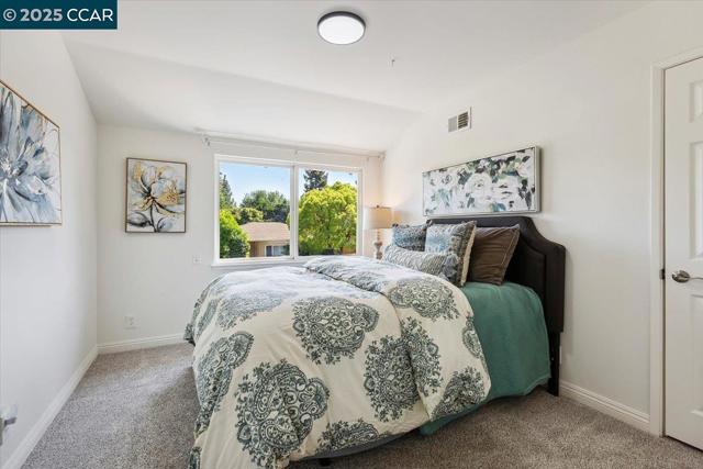 5179 Paul Scarlet Dr, Concord CA: https://media.crmls.org/mediaz/cb38e3d6-a713-4065-883a-1468313d3254.jpg
