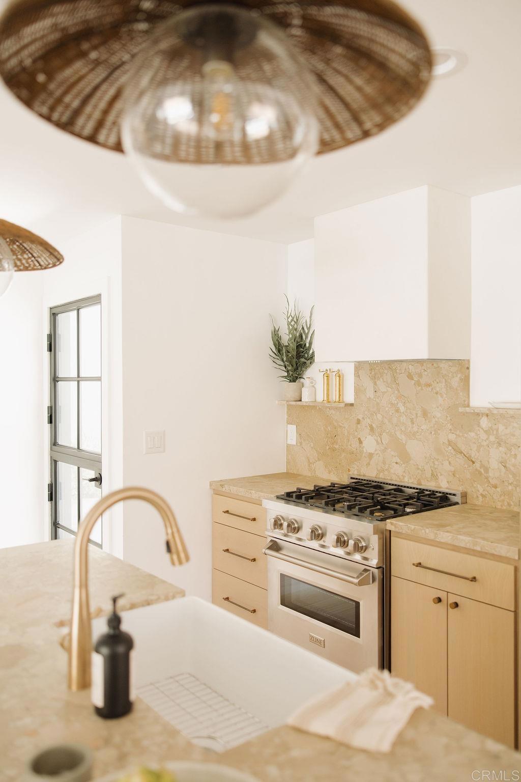 1806 Stewart Street - photo 9