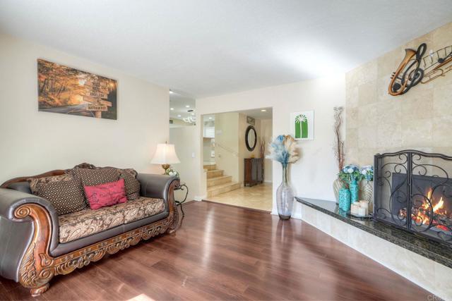 Detail Gallery Image 15 of 59 For 10629 Meadow Glen Way E, Escondido,  CA 92026 - 4 Beds | 2/1 Baths