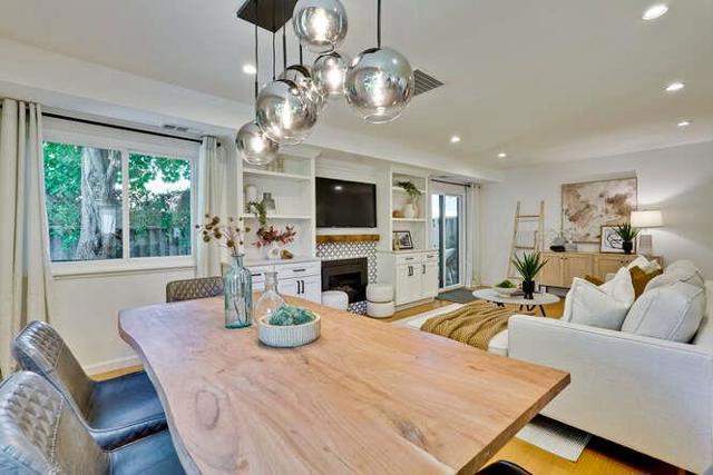 269 Bush Street, Mountain View CA: https://media.crmls.org/mediaz/cb399635-777a-4bf0-a74a-c46ff668c01c.jpg