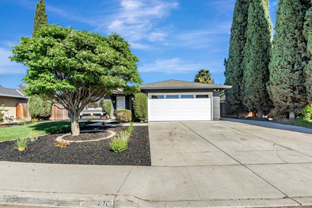 5246 Broken Lance Court, San Jose CA: https://media.crmls.org/mediaz/cb3a0c86-3295-4826-bfa3-55f518f4d6ee.jpg