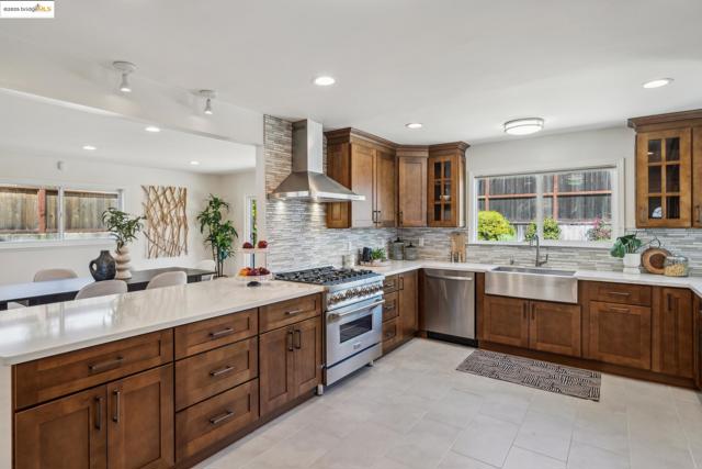 4545 Gregory Way, Richmond CA: https://media.crmls.org/mediaz/cb3a2f8b-5d4e-41ca-9819-f7985faac5d9.jpg