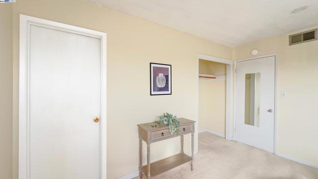 Image 33 of 55 For 311 Cima Dr  