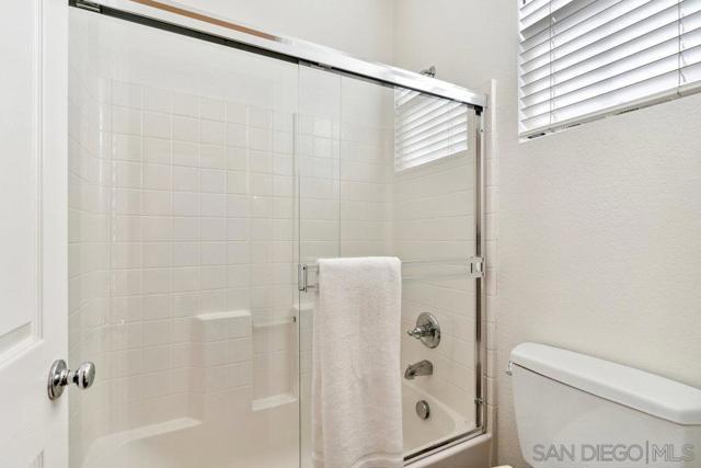 2793 Matera Ln, San Diego CA: https://media.crmls.org/mediaz/cb3a7fed-39b1-46bb-80cb-5281ad307724.jpg