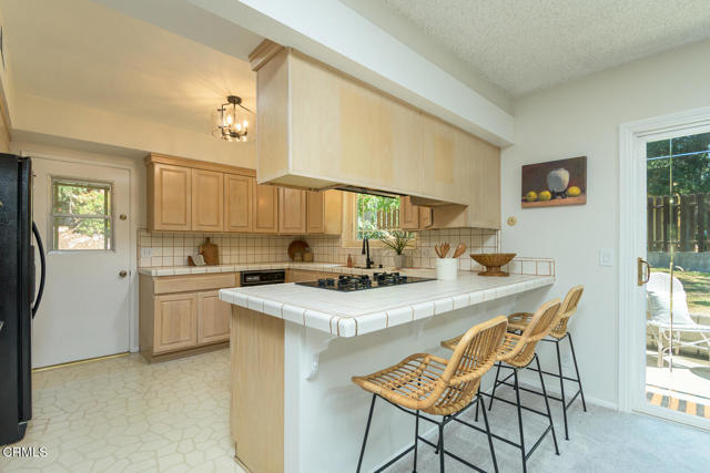 Detail Gallery Image 28 of 51 For 4920 Lowell Ave, Glendale,  CA 91214 - 4 Beds | 2 Baths