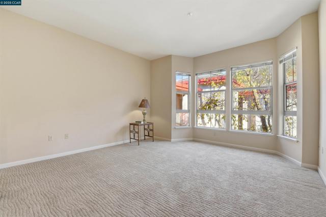 5913 Horsemans Canyon, Walnut Creek CA: https://media.crmls.org/mediaz/cb3bef38-4a84-49cc-b20d-e3a8505d5b42.jpg
