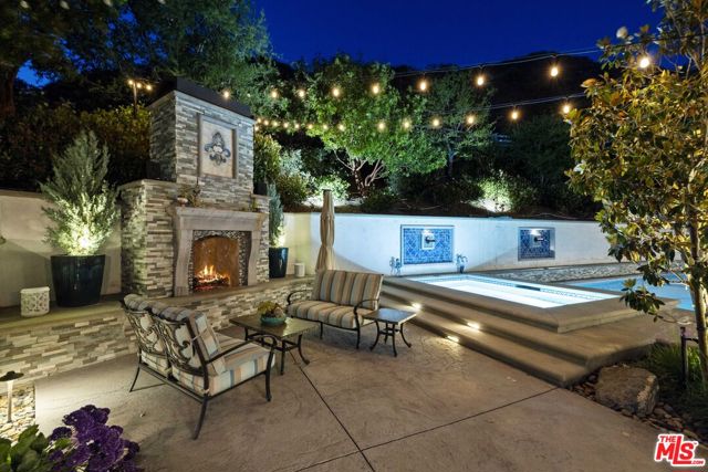 25730 Sand Canyon Road, Santa Clarita CA: https://media.crmls.org/mediaz/cb3bf7b5-6b57-4fcd-9bd6-4fc995635489.jpg