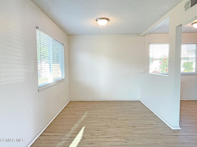 2467 Invar Court, Simi Valley CA: https://media.crmls.org/mediaz/cb3c5485-d1eb-4a3f-87b1-b4eccac332f9.jpg