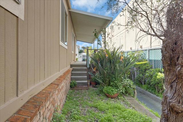 700 Briggs Avenue, Pacific Grove CA: https://media.crmls.org/mediaz/cb3d3b1e-3307-4295-9616-f66e66d26bbe.jpg