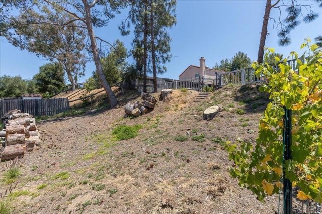 Detail Gallery Image 33 of 54 For 819 Corte Merano, Escondido,  CA 92026 - 3 Beds | 2 Baths