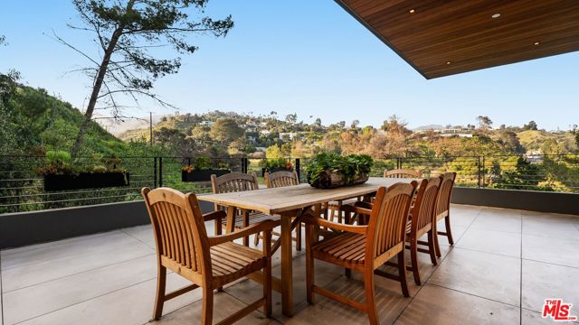 17335 Tramonto Drive photo 4
