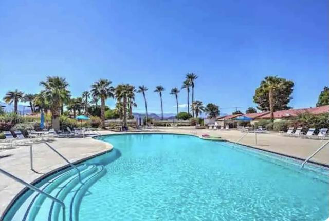 82154 Travolta Avenue, Indio CA: https://media.crmls.org/mediaz/cb3ea806-e6c3-4b97-83a3-309c4a004d20.jpg
