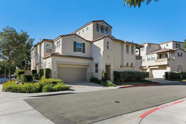 1168 Westin Way, San Marcos CA: https://media.crmls.org/mediaz/cb3ead9d-4d5b-4c19-9785-36fdbce8d7d3.jpg