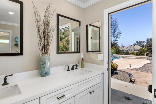 31158 Del Rey Road, Temecula CA: https://media.crmls.org/mediaz/cb3ecf12-e858-486c-a919-0e2d8c3dbea6.jpg