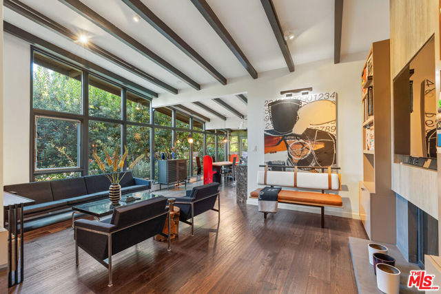 8581 Appian Way, Los Angeles CA: https://media.crmls.org/mediaz/cb3f0f52-0cb6-43a1-a8a7-20b6c4339a9e.jpg