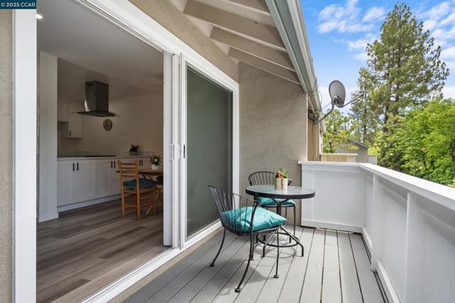 2418 Pleasant Hill Rd., Pleasant Hill CA: https://media.crmls.org/mediaz/cb3f9fd4-dc51-4453-8cd2-15df085615da.jpg