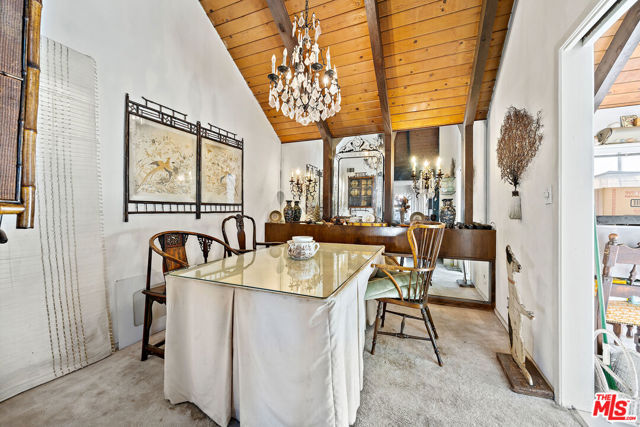 10396 Almayo Avenue, Los Angeles CA: https://media.crmls.org/mediaz/cb3fee03-4373-4e18-8099-34367c5f403f.jpg